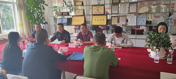 图一 王鹏辉处长做汇报_副本.jpg