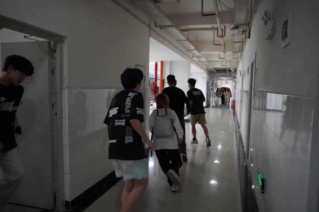 【信智社区团学活动】信息与智能工程学院积极参与学校综合应急疏散演练 第 1 张