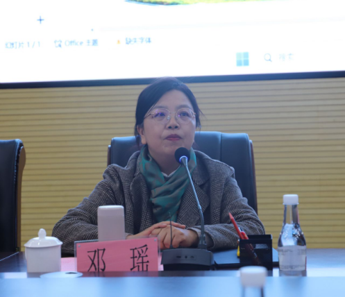 云南经济管理学院开展教育学院学科专业发展大讨论 第 6 张 云南经济管理学院开展教育学院学科专业发展大讨论 第 6 张