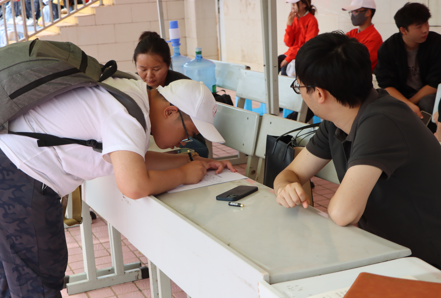 云南经济管理学院医学院:军训温情满场,青春暖意盈心 第 8 张 云南经济管理学院医学院:军训温情满场,青春暖意盈心 第 8 张