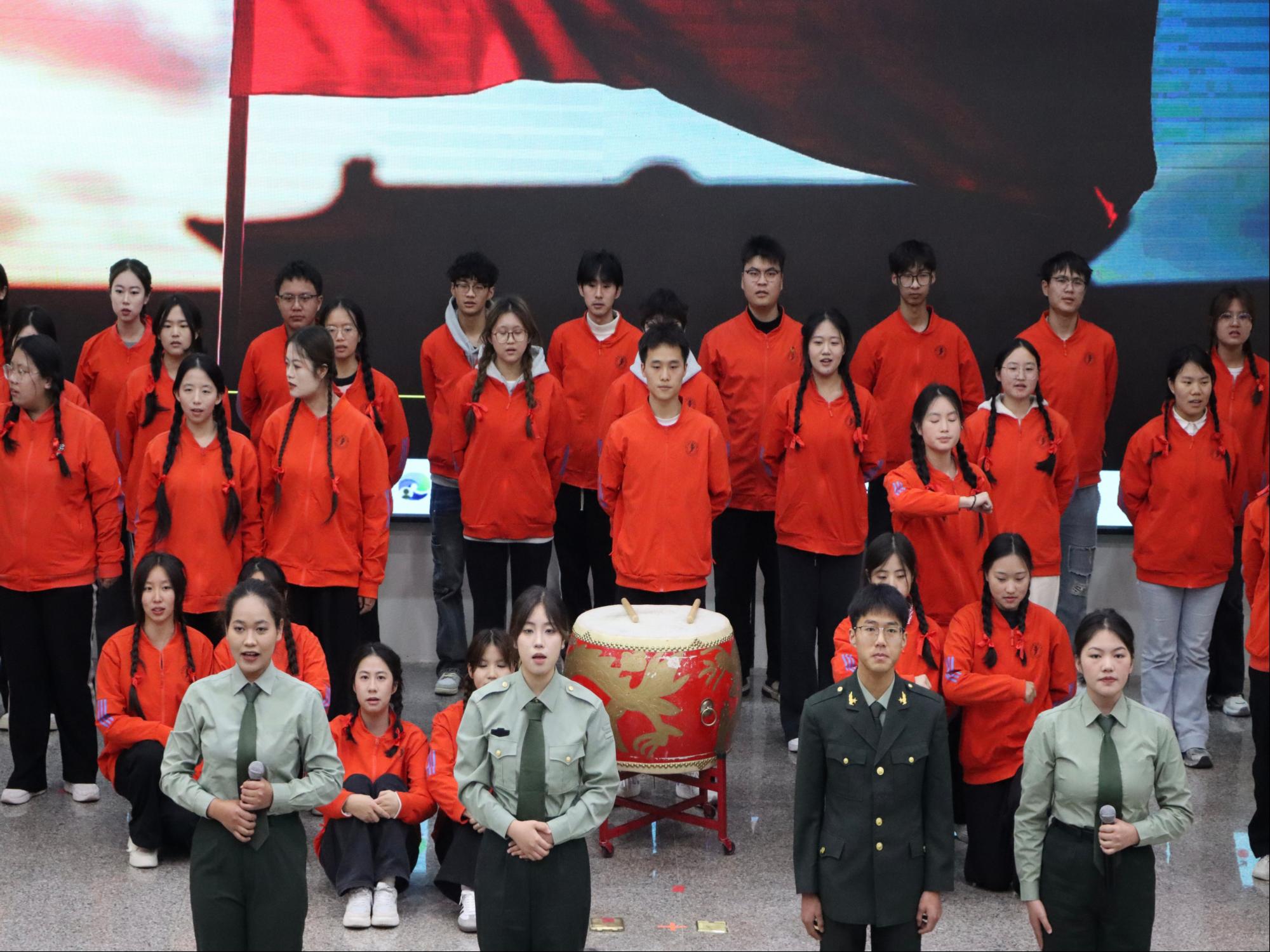 医路耕耘结硕果 仁心逐光启新程——云南经济管理学院医学院2025年度学生表彰大会圆满举行 第 10 张